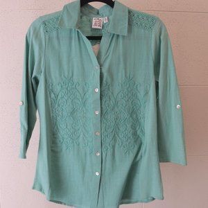 PARSLEY & SAGE HAND-WOVEN TOP